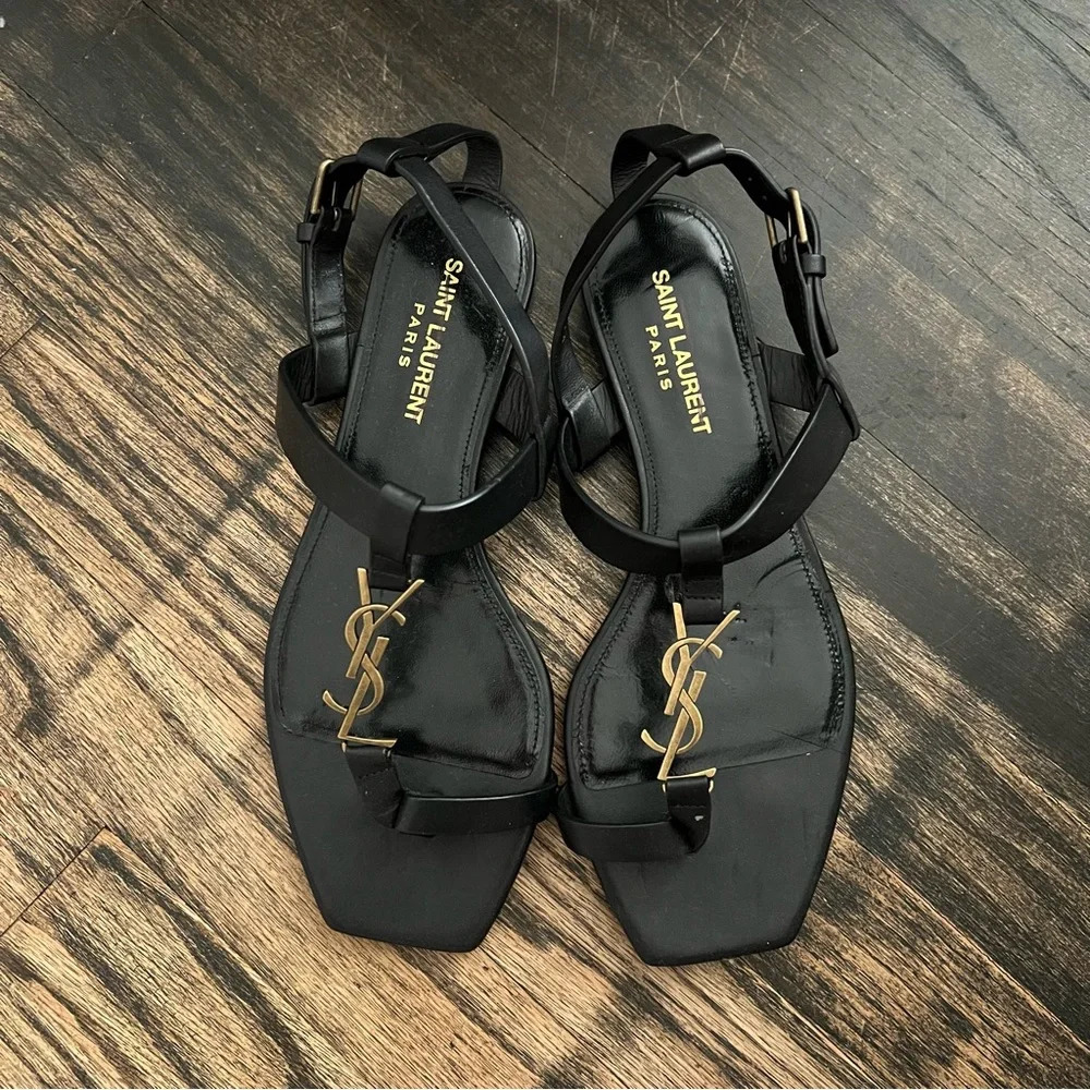 Womens New Saint Laurent YSL Black Cassandra Logo leather gladiator sandals 36.5